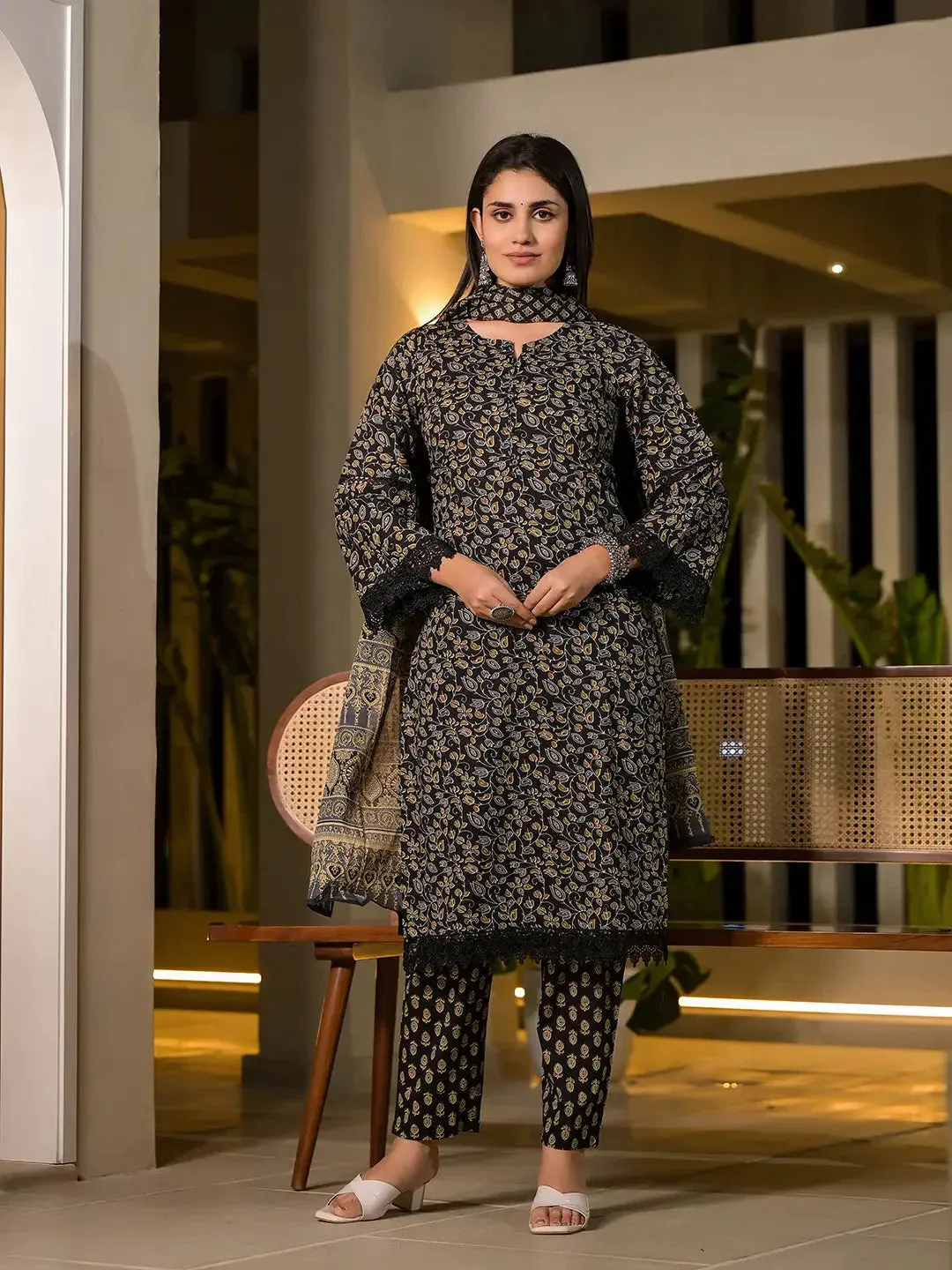 Black Floral Print Piping On Yoke Pakistani Style Kurta With Trousers And Dupatta Set