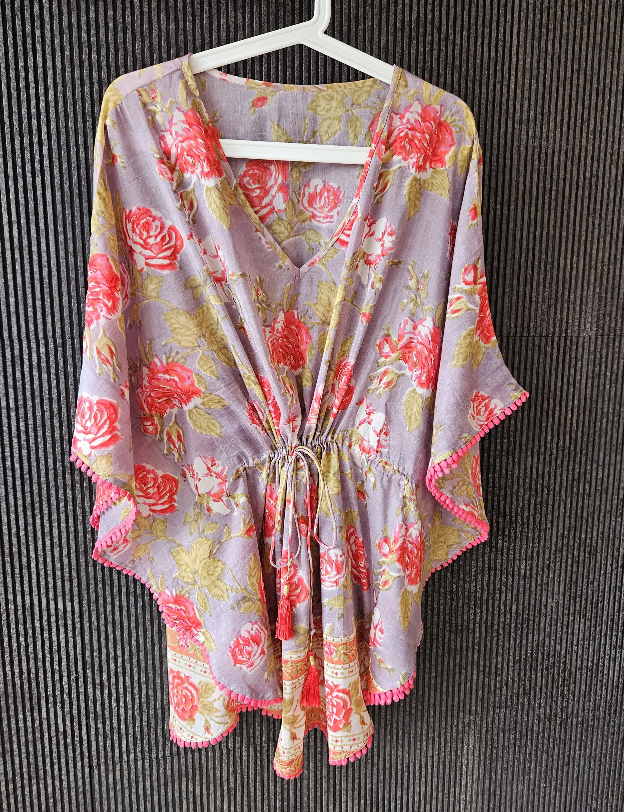 Short Kaftan, Rosette